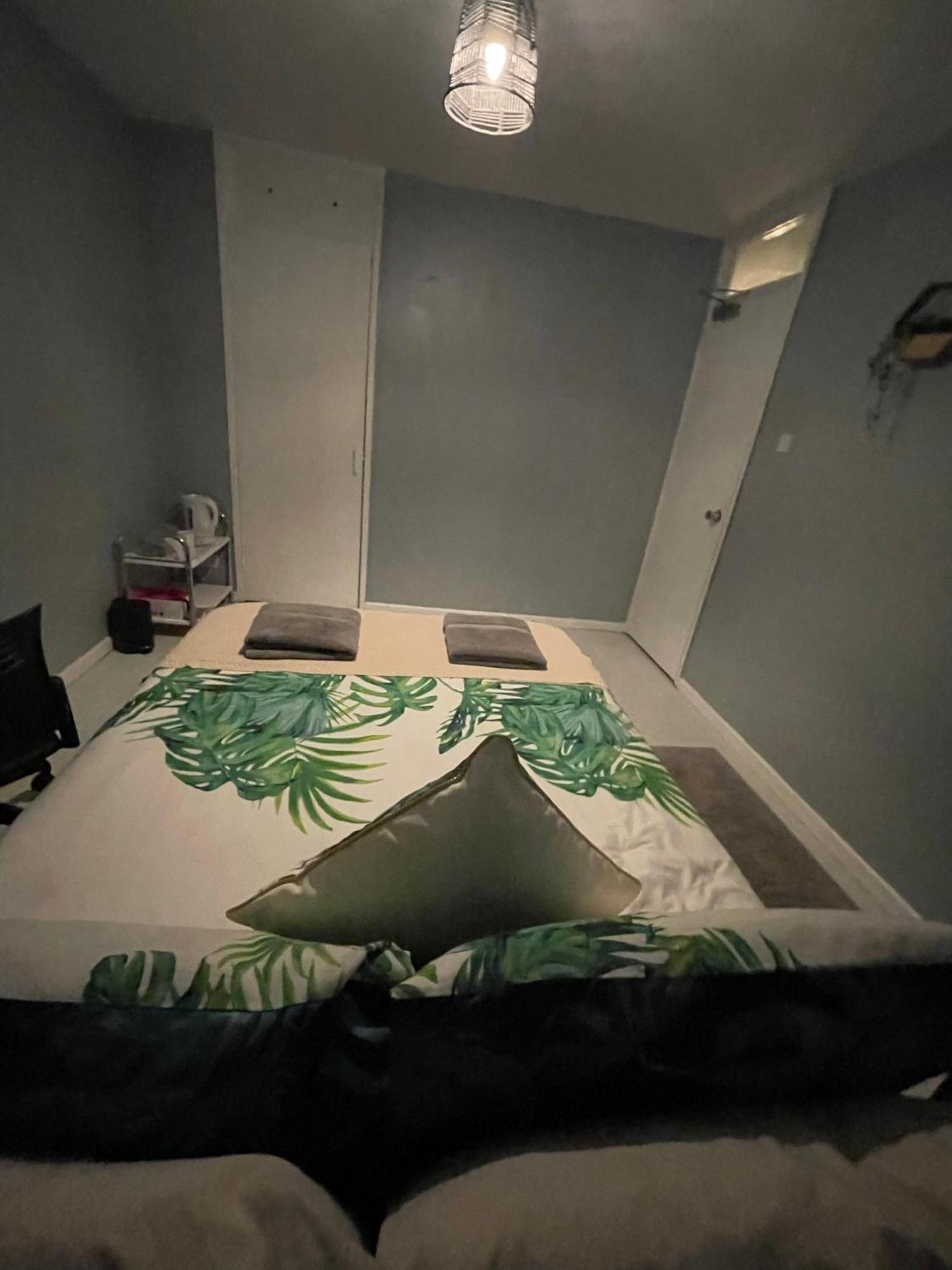 House Near To Castlecourt Shopping Daire Belfast Dış mekan fotoğraf