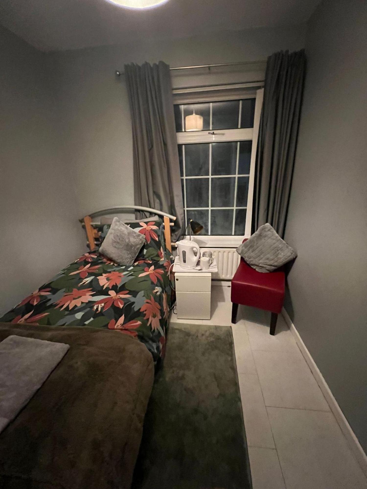 House Near To Castlecourt Shopping Daire Belfast Dış mekan fotoğraf